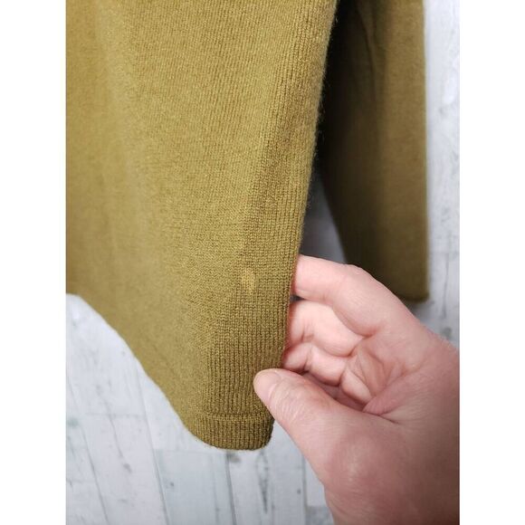 Tyler Boe 100% Cashmere 1/4 to 1/2 Button Up Sweater Sz. M - Picture 7 of 7